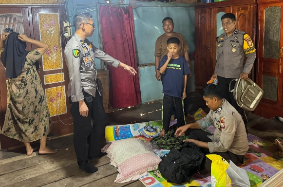 Kapolres Jeneponto Gelar Sunat Gratis Door to Door