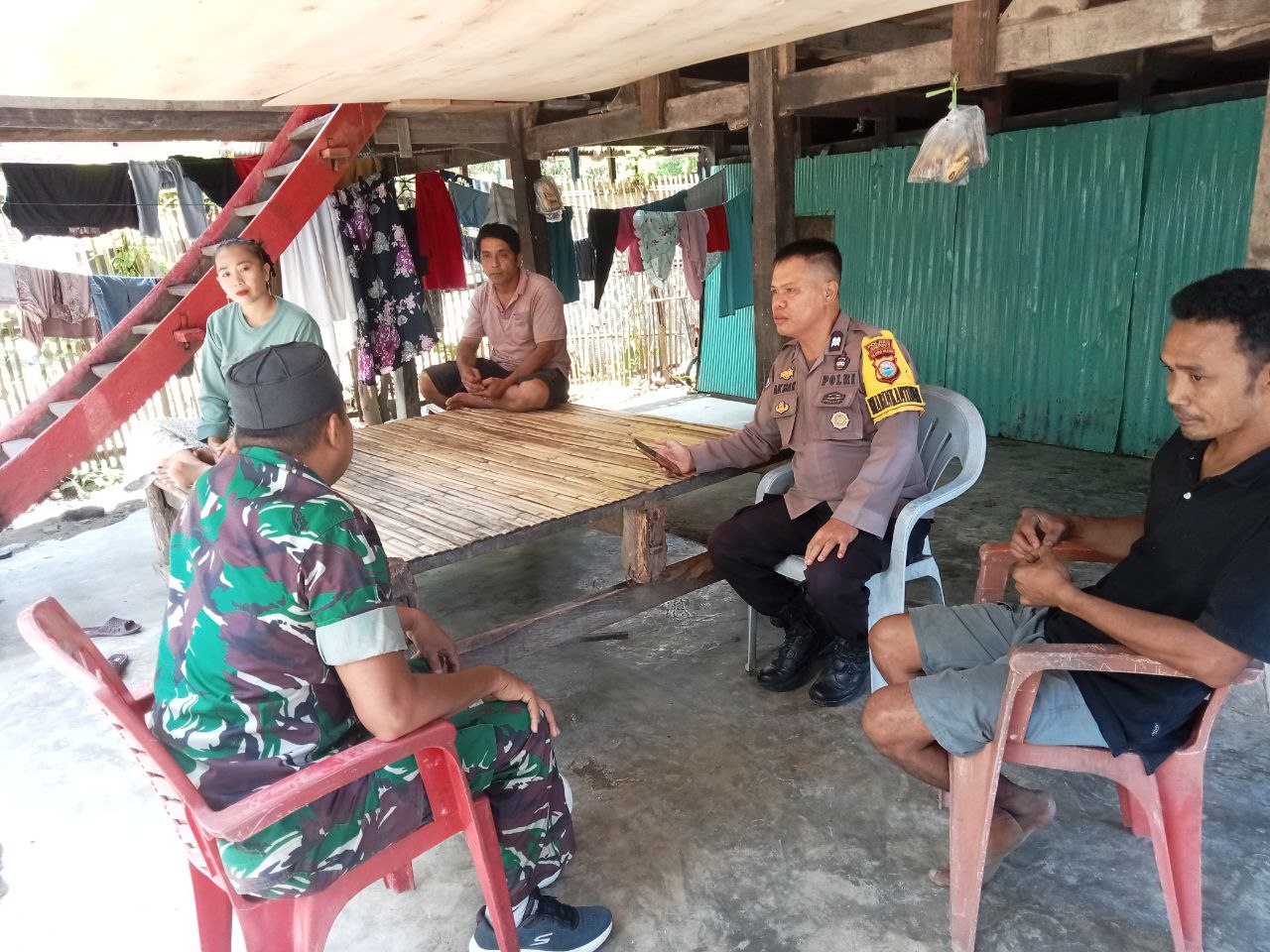 Perkuat Sinergi Ramadan, Babinsa Kodim 1425/Jeneponto Aktifkan Dialog Bersama Warga