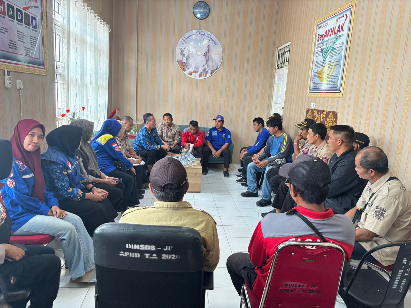 Evaluasi Kinerja Tagana, Kadinsos Tekankan Disiplin dan Solidaritas.