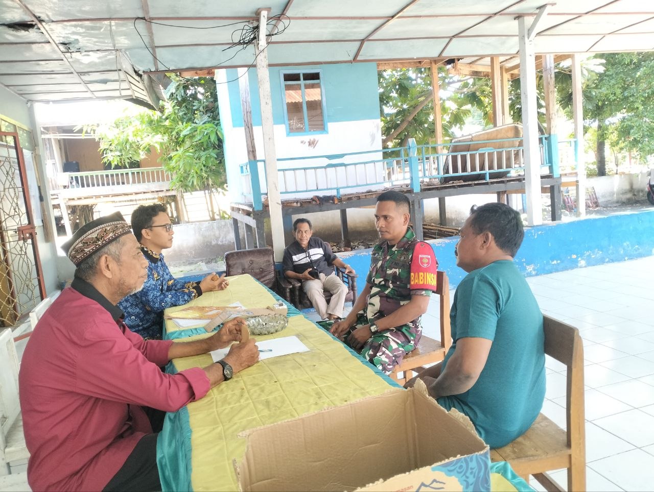 Babinsa Kodim 1425/Jeneponto Dorong Kepedulian Warga, Komsos Jadi Pemicu Kebersamaan